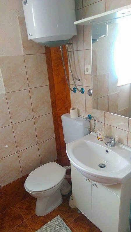 Apartments Tommi Драмал Екстериор снимка